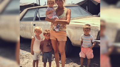 Single Mom of Four Buys Used Car Owner Tells Her to Look In Trunk When She Gets Home